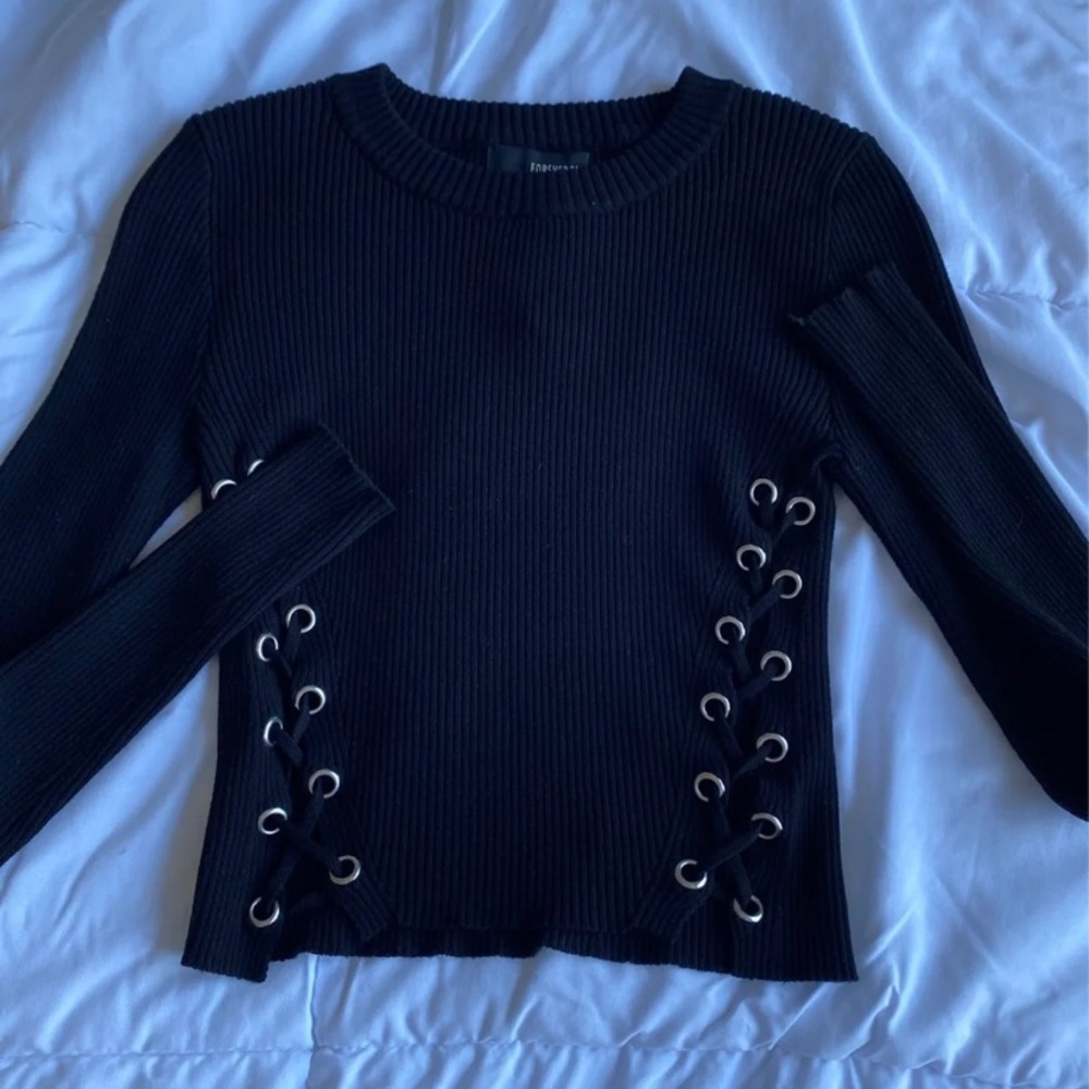 Cropped sweater
